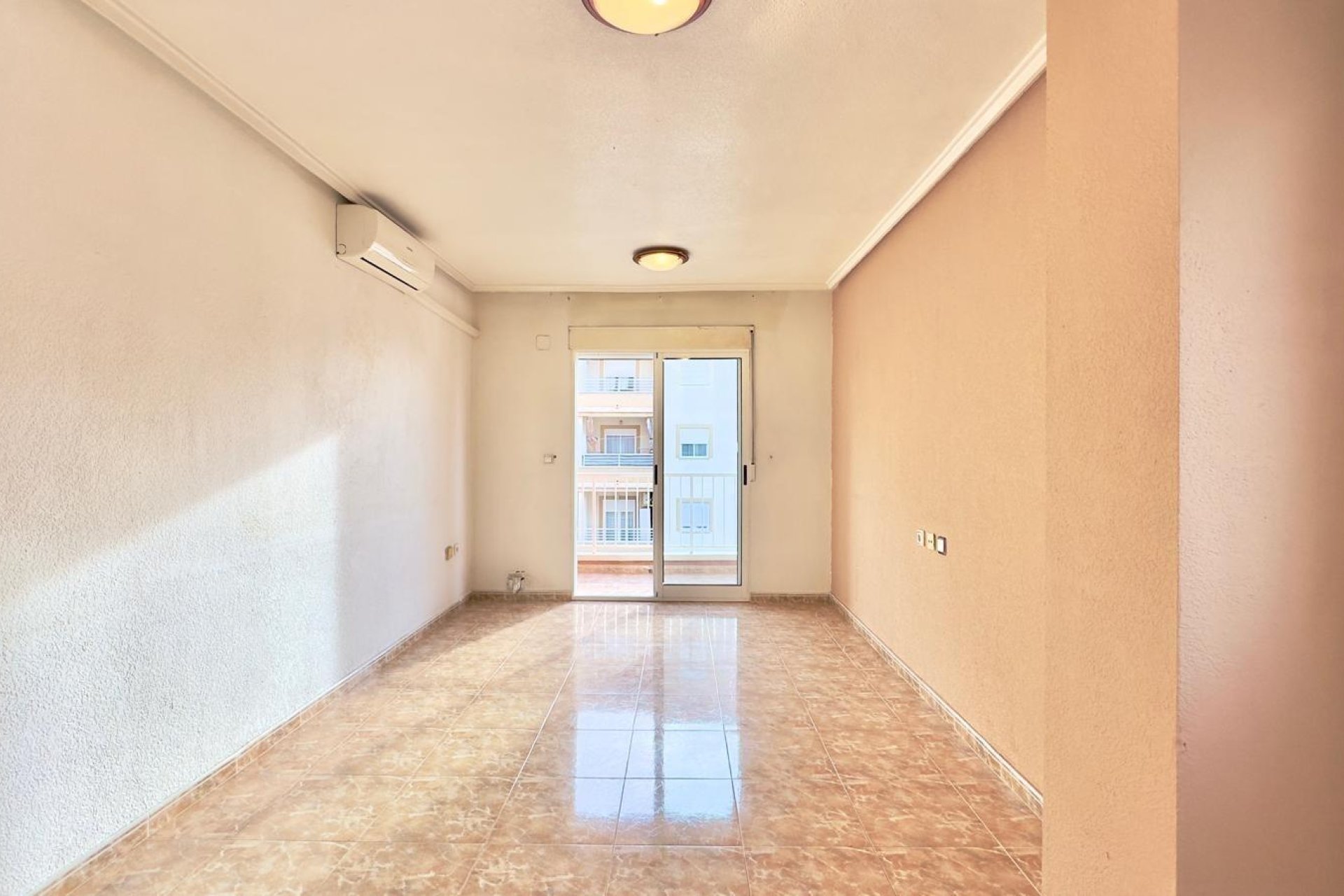 Revente - Appartement -
Torrevieja - Playa del Cura