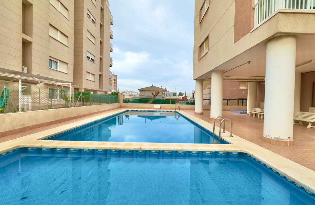 Revente - Appartement -
Torrevieja - Playa del Cura