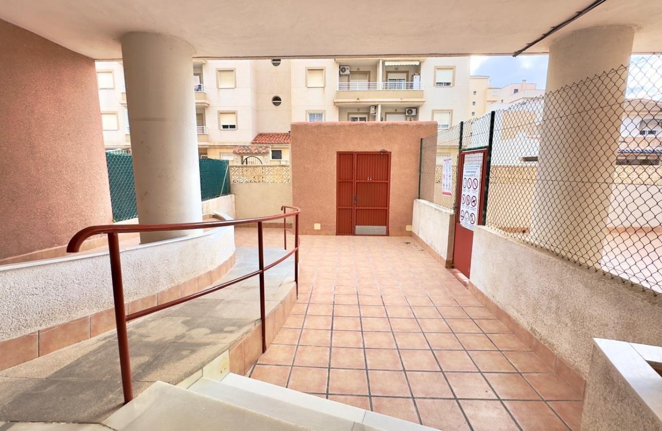 Revente - Appartement -
Torrevieja - Playa del Cura