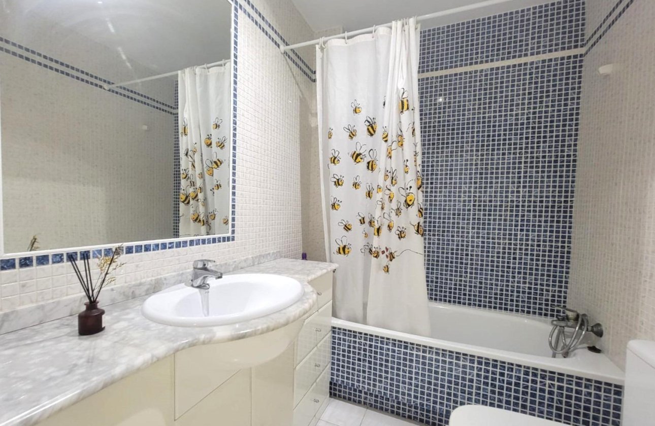 Revente - Appartement -
Torrevieja - Playa del Cura