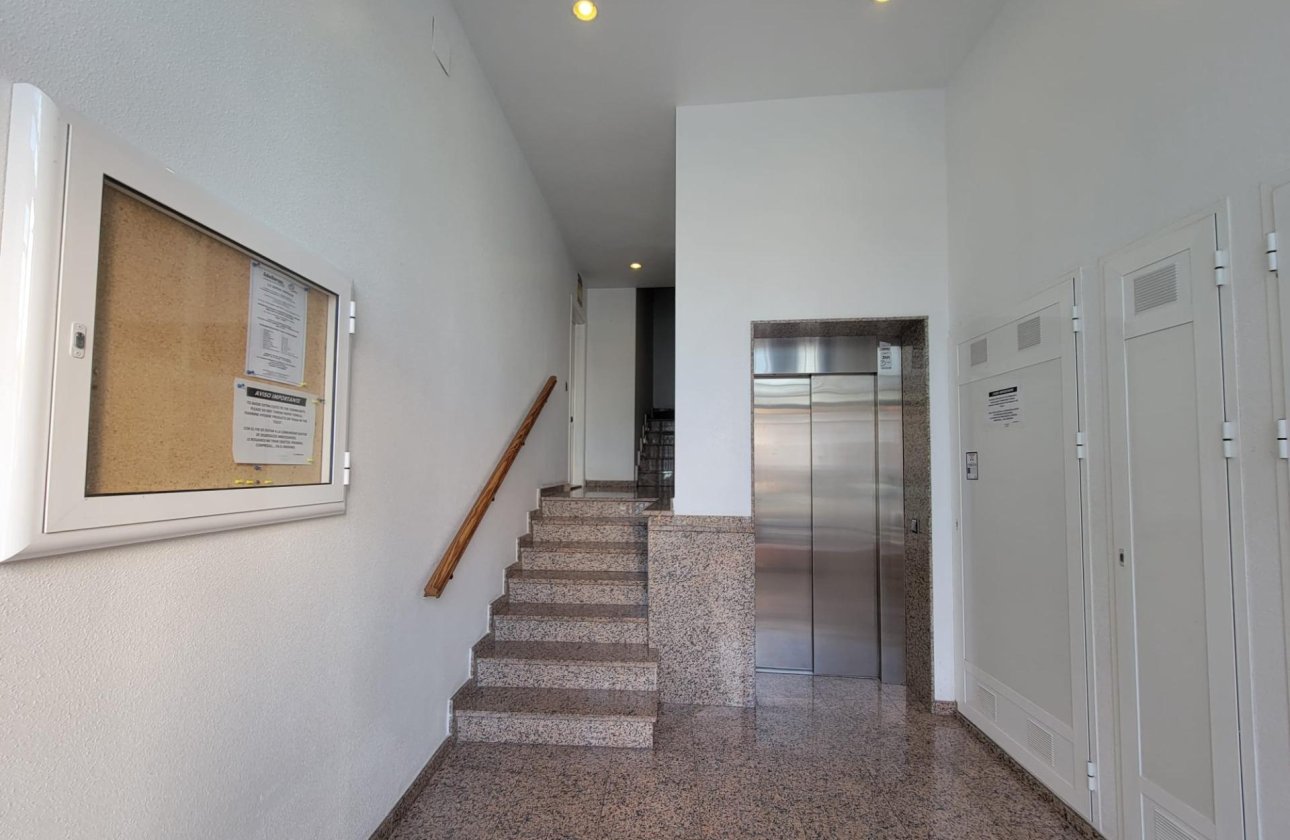 Revente - Appartement -
Torrevieja - Playa del Cura