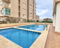 Revente - Appartement -
Torrevieja - Playa del Cura