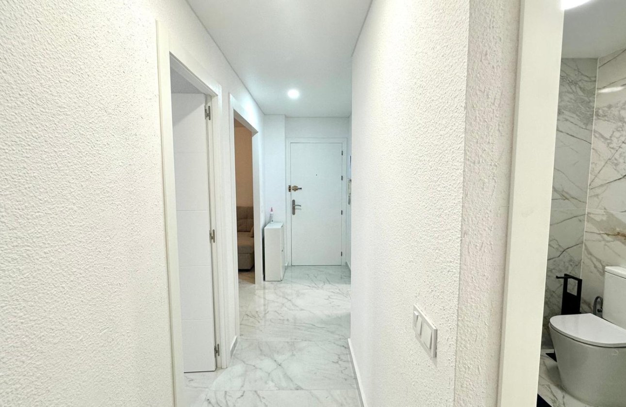 Revente - Appartement -
Torrevieja - Playa del Cura