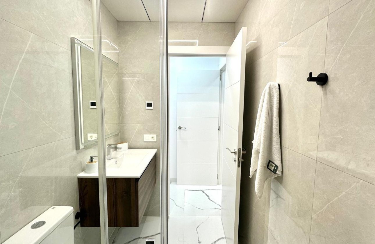 Revente - Appartement -
Torrevieja - Playa del Cura