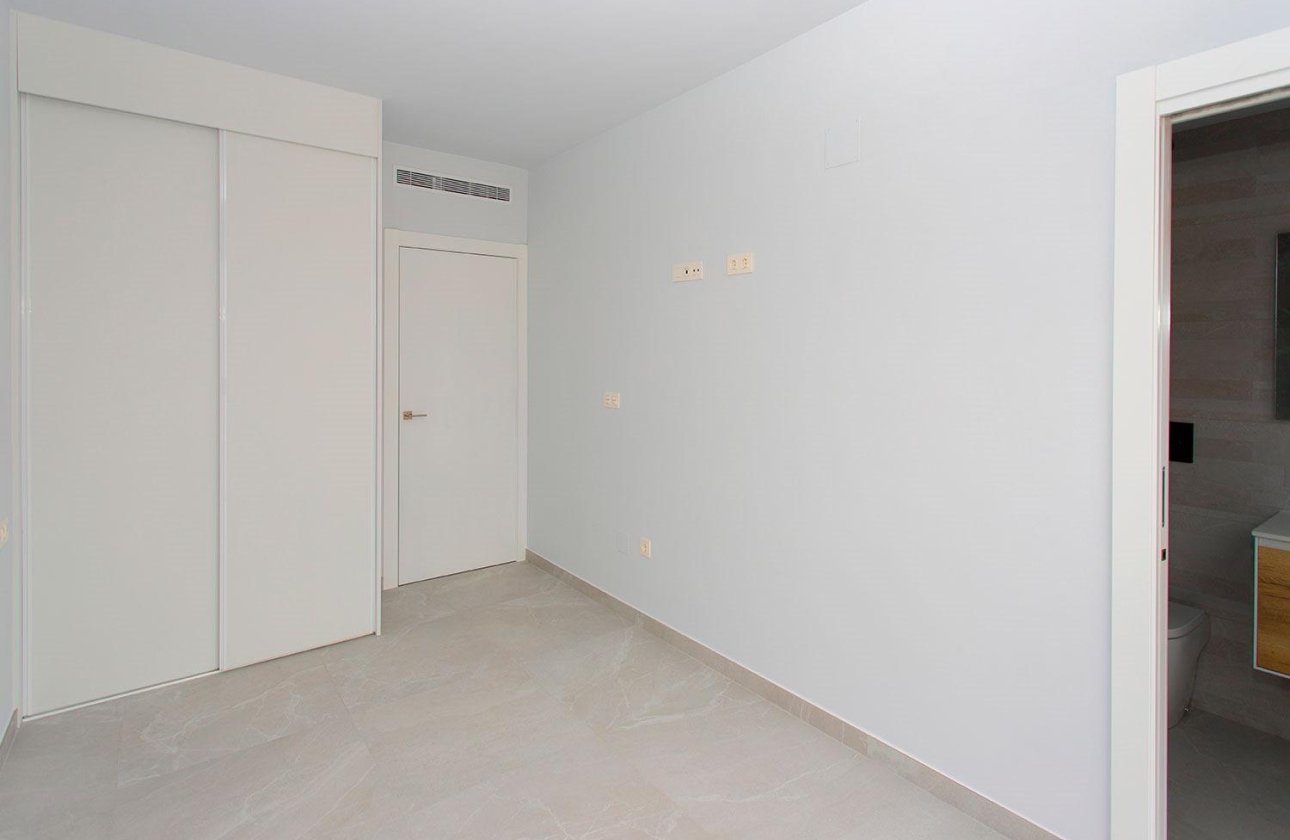 Revente - Appartement -
Torrevieja - Playa del Cura
