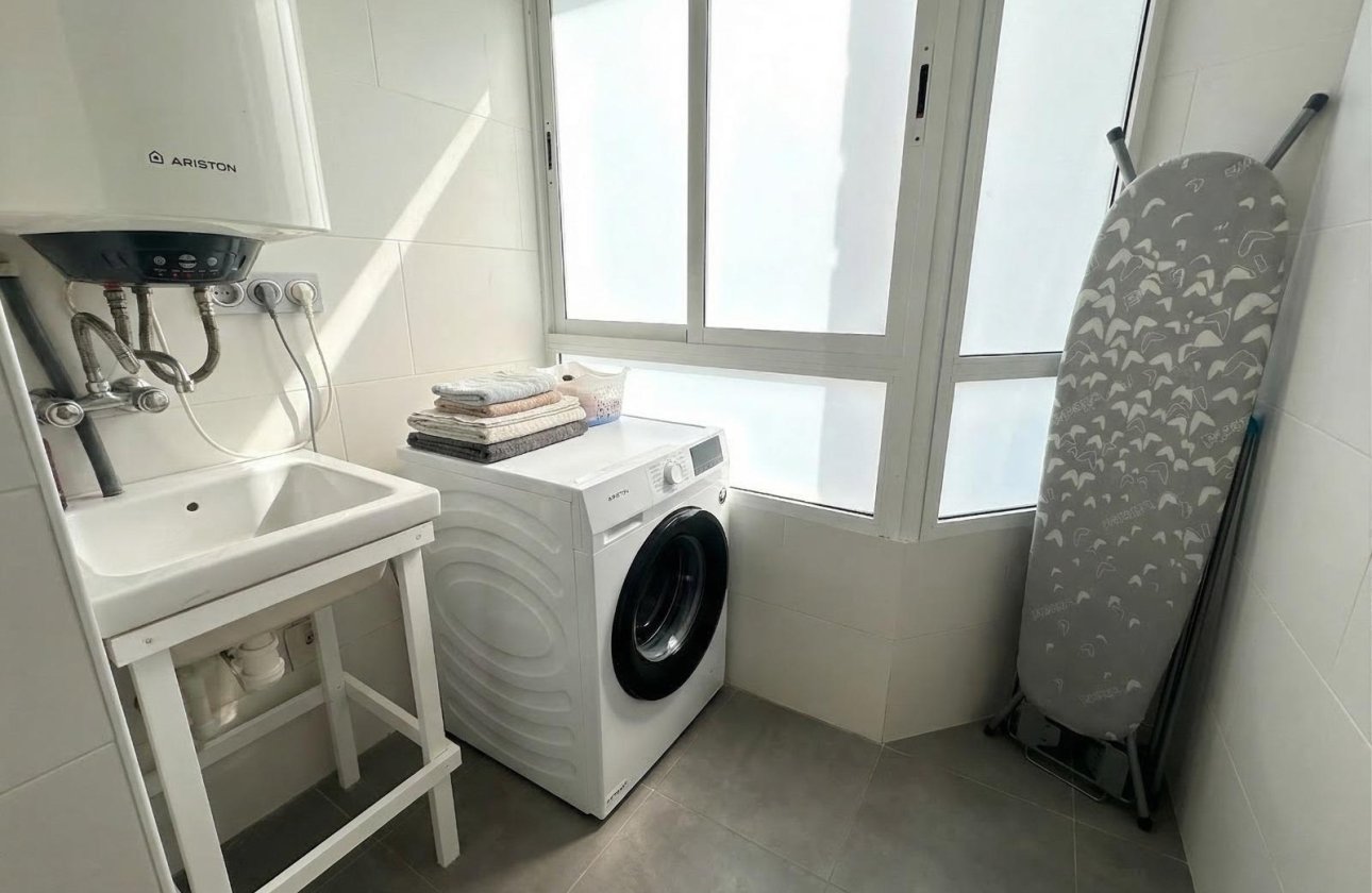 Revente - Appartement -
Torrevieja - Playa del Cura