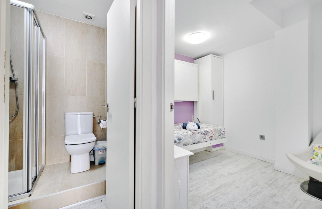 Revente - Appartement -
Torrevieja - Playa del Cura