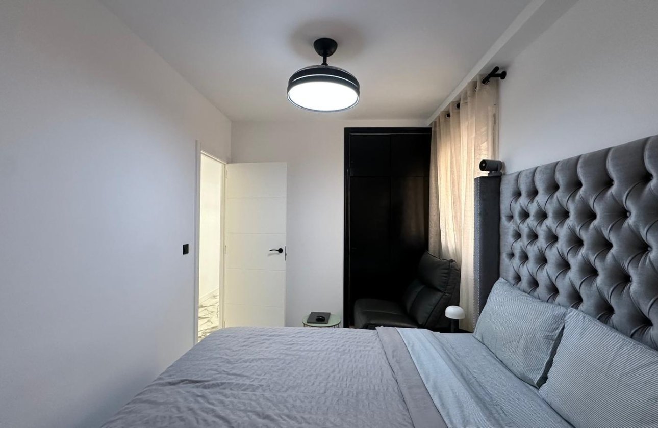 Revente - Appartement -
Torrevieja - Playa del Cura