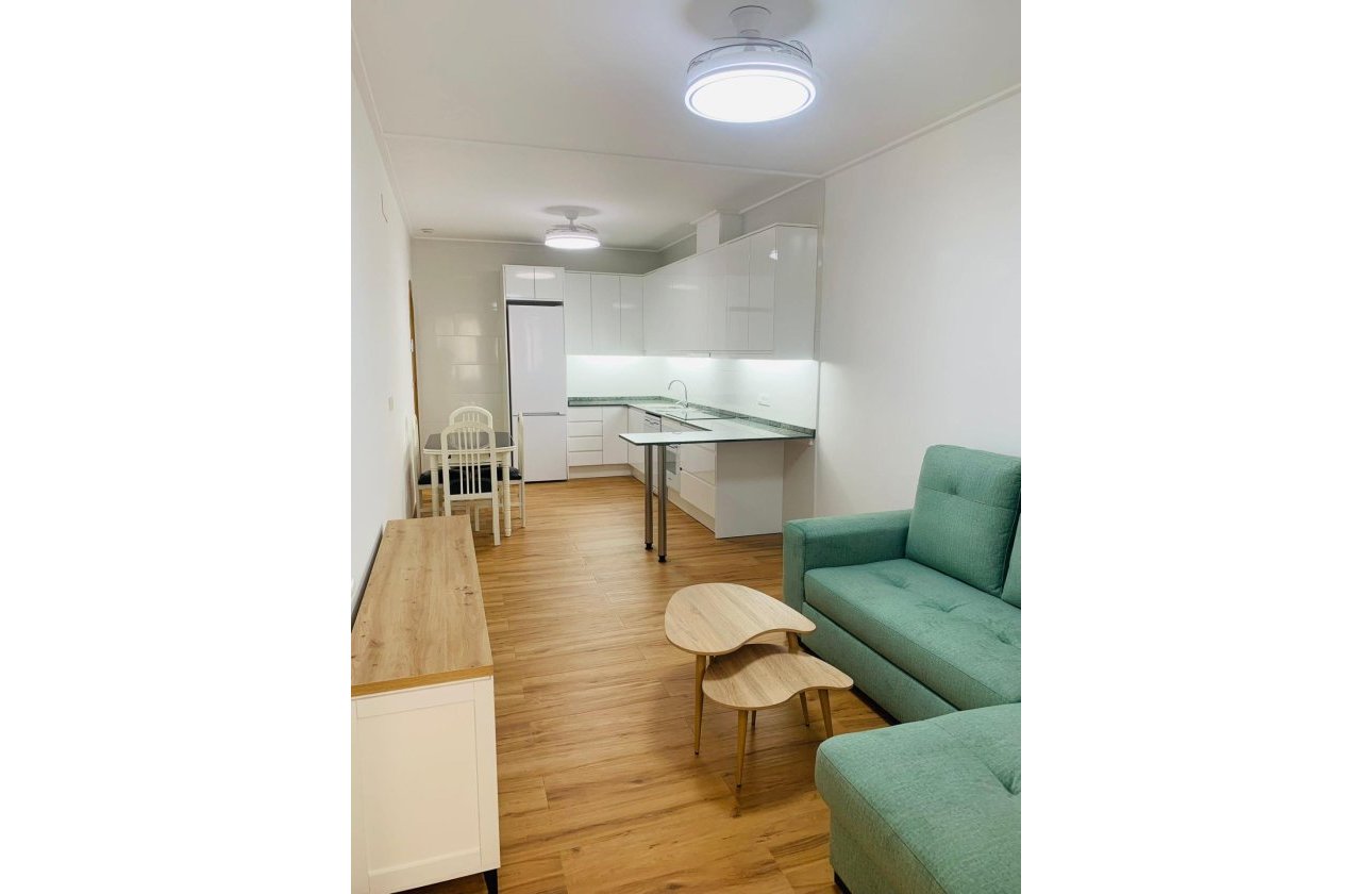 Revente - Appartement -
Torrevieja - Playa del Cura