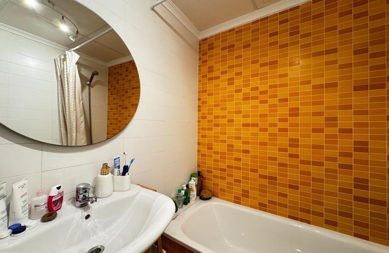 Revente - Appartement -
Torrevieja - Playa del Cura