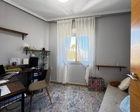 Revente - Appartement -
Torrevieja - Playa del Cura
