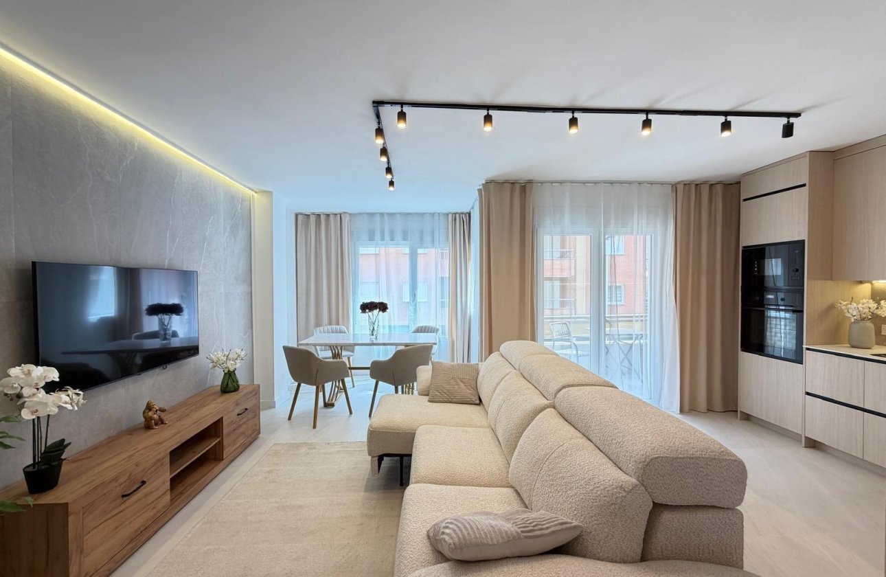 Revente - Appartement -
Torrevieja - Playa del Cura