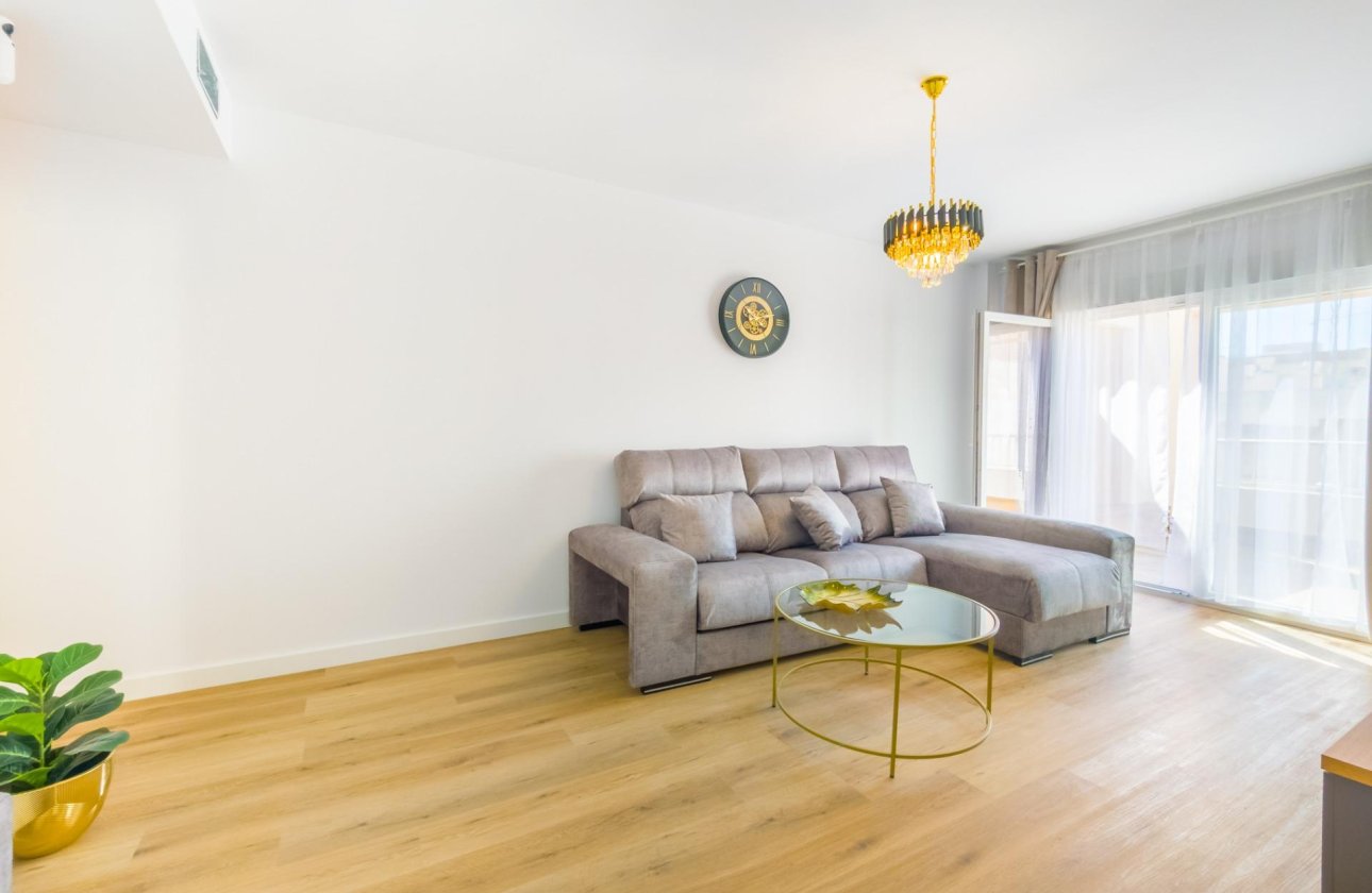Revente - Appartement -
Torrevieja - Playa del Cura