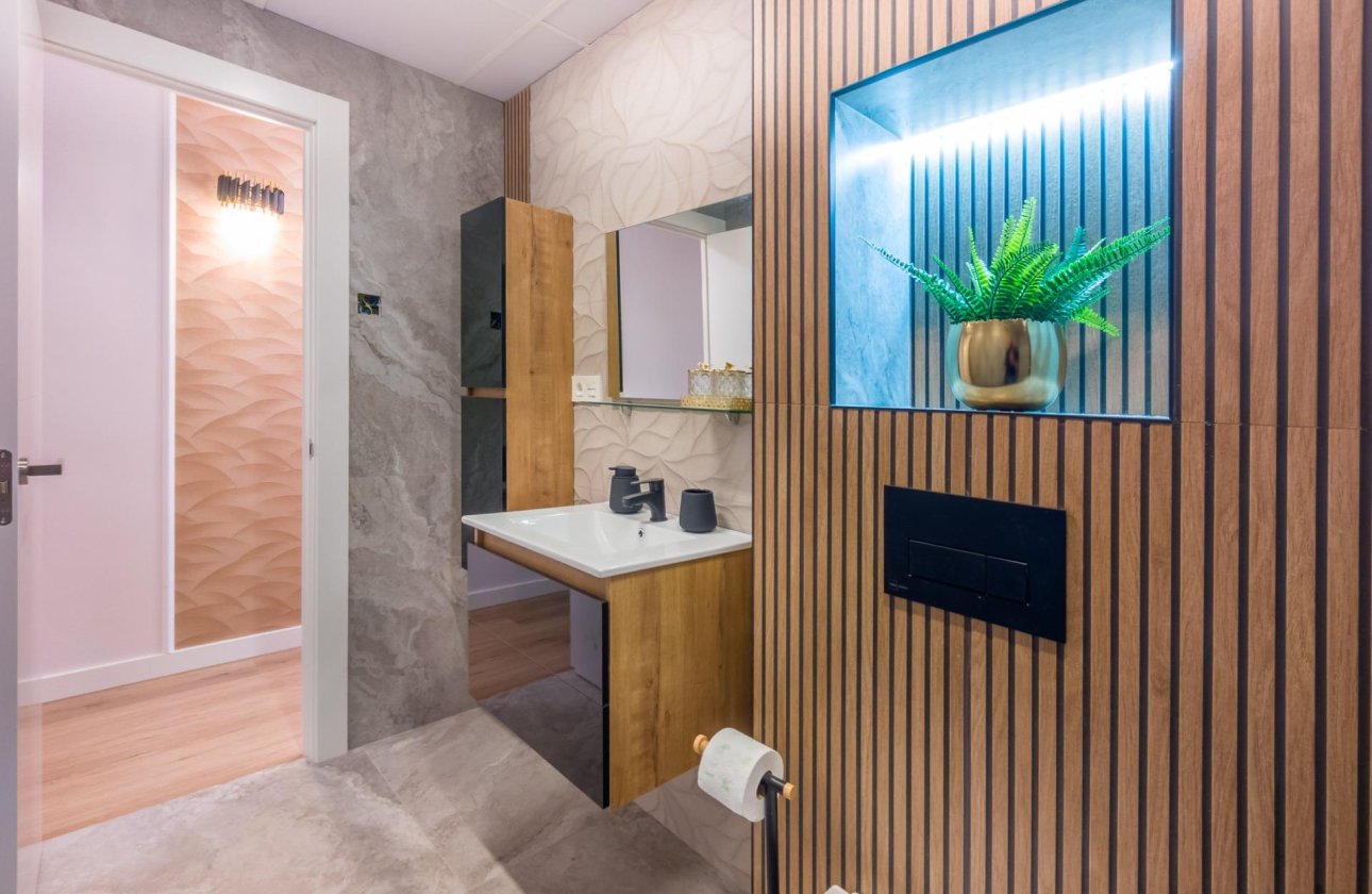 Revente - Appartement -
Torrevieja - Playa del Cura