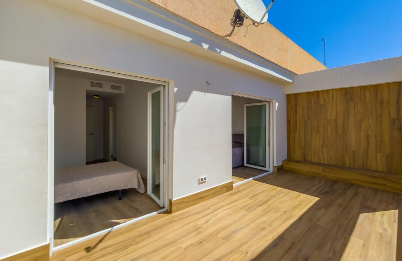 Revente - Appartement -
Torrevieja - Playa del Cura