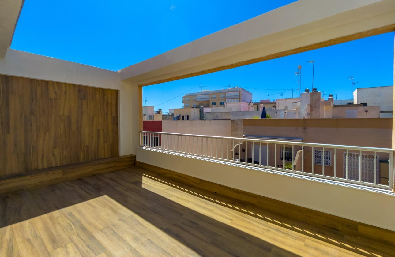 Revente - Appartement -
Torrevieja - Playa del Cura