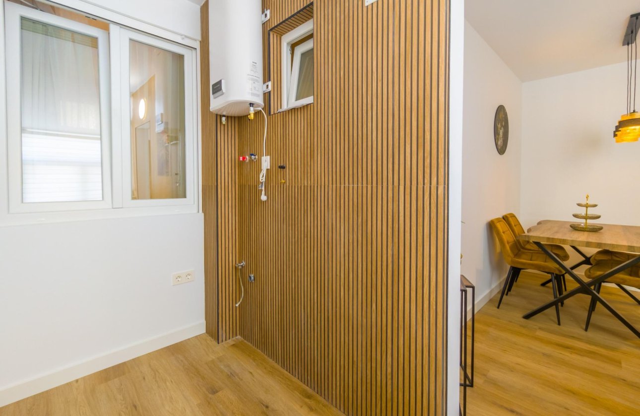 Revente - Appartement -
Torrevieja - Playa del Cura