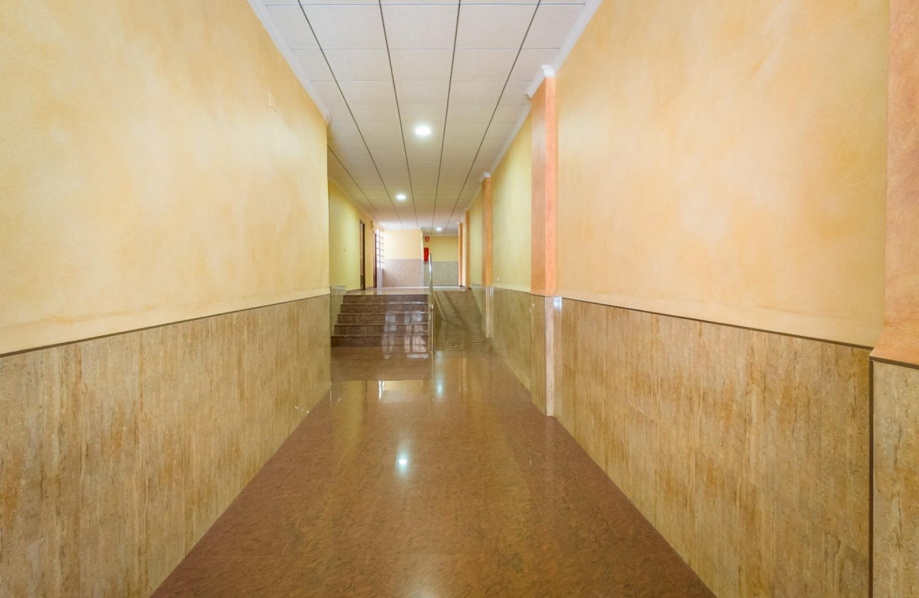 Revente - Appartement -
Torrevieja - Playa del Cura