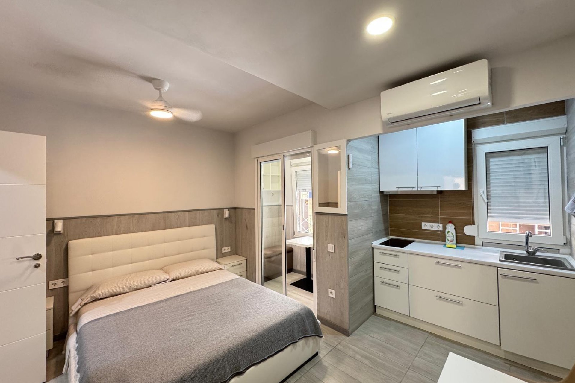 Revente - Appartement -
Torrevieja - Playa del Cura