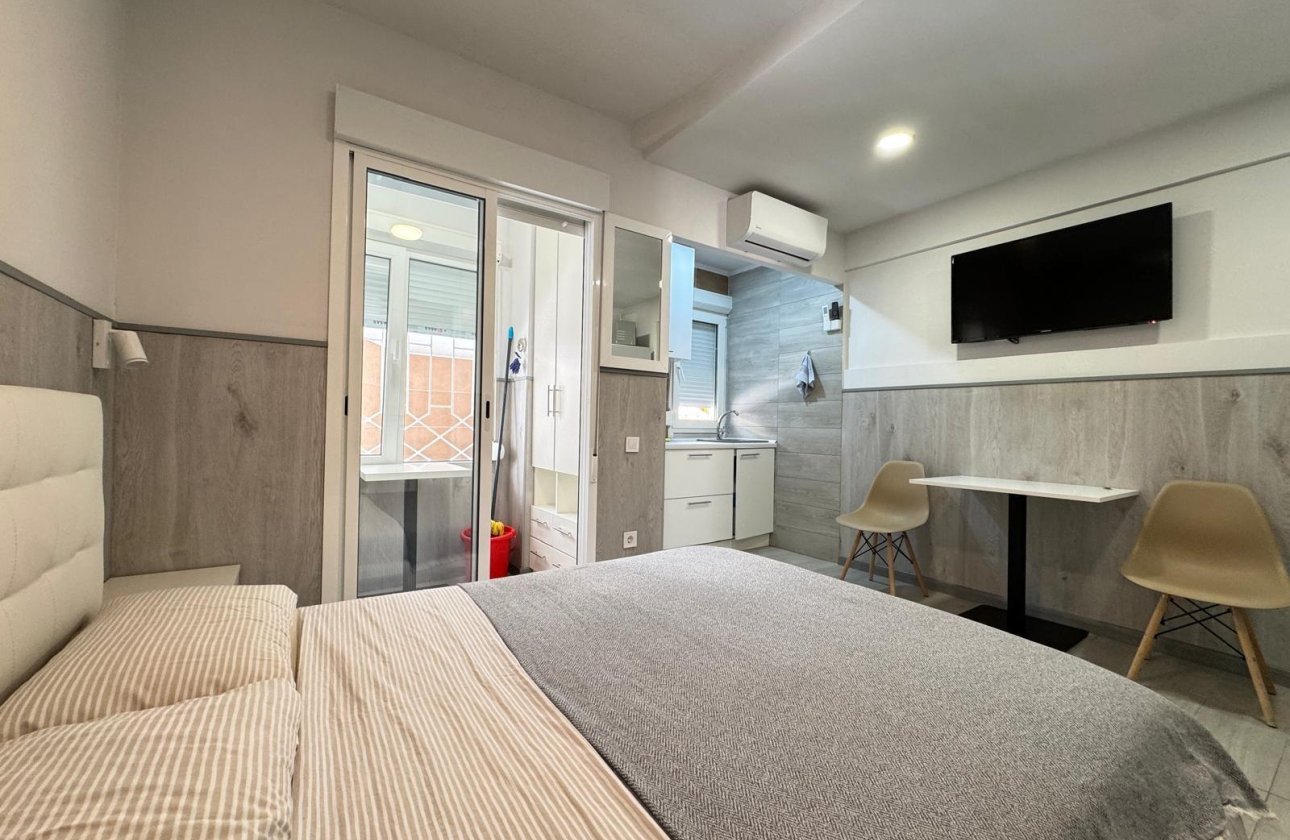 Revente - Appartement -
Torrevieja - Playa del Cura
