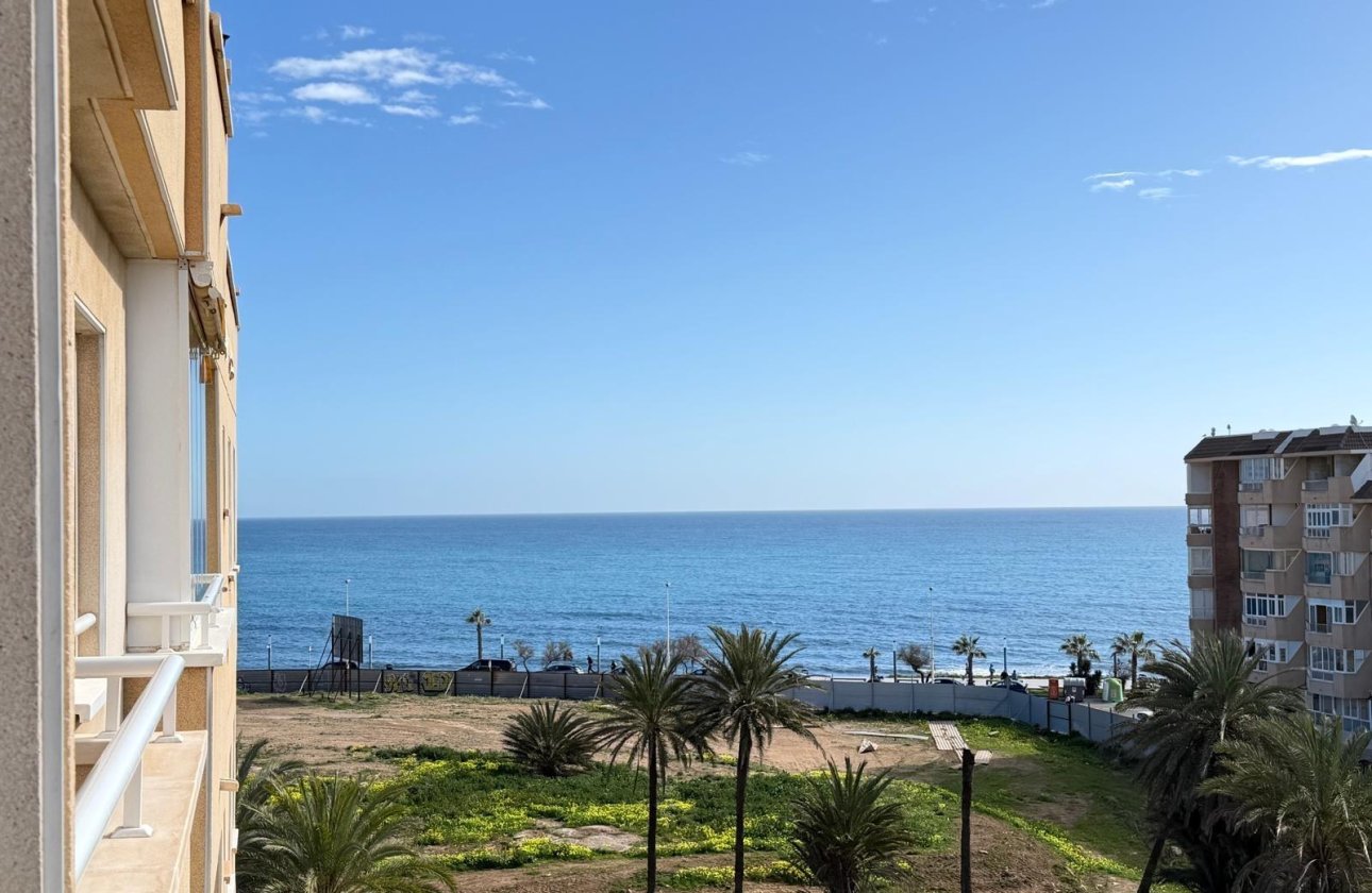 Revente - Appartement -
Torrevieja - Playa del Cura