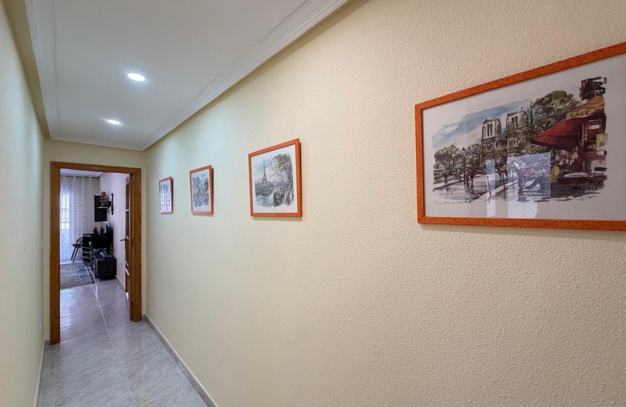 Revente - Appartement -
Torrevieja - Playa del Cura