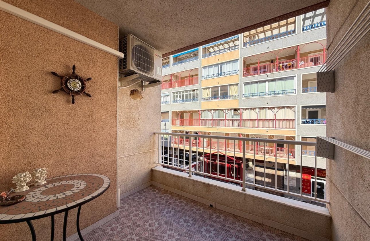 Revente - Appartement -
Torrevieja - Playa del Cura