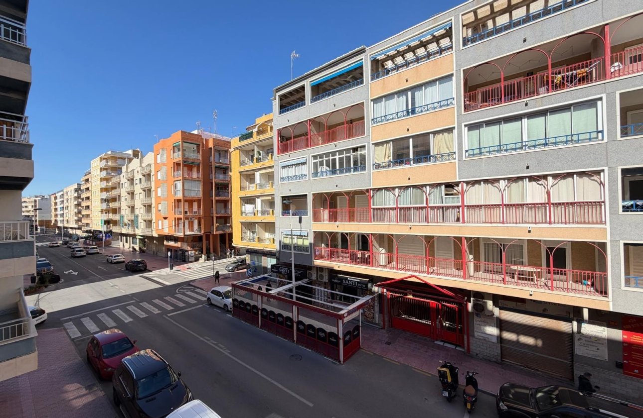 Revente - Appartement -
Torrevieja - Playa del Cura
