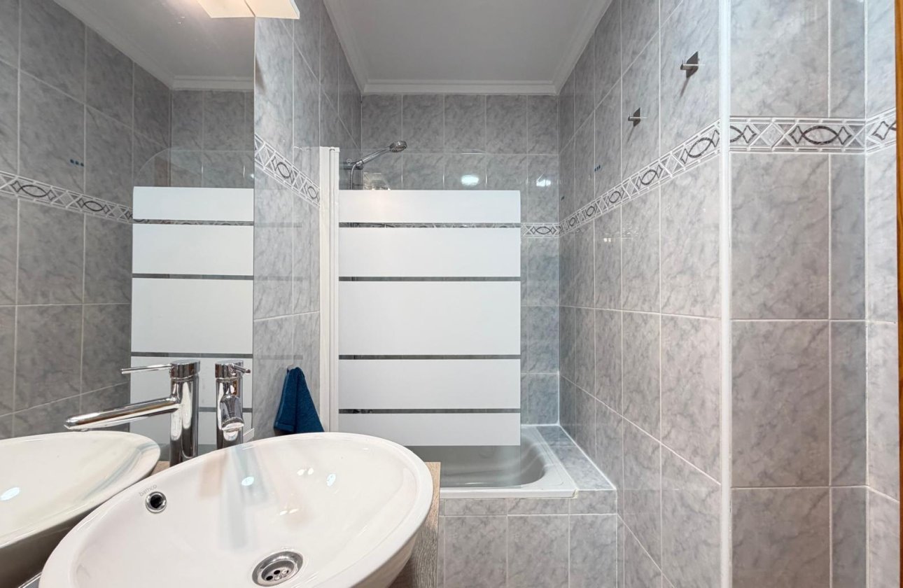 Revente - Appartement -
Torrevieja - Playa del Cura