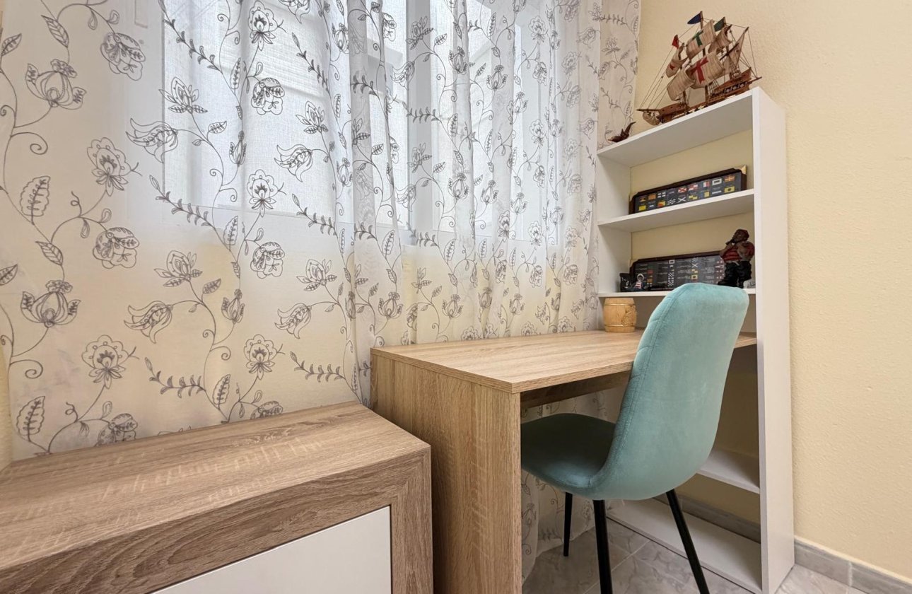 Revente - Appartement -
Torrevieja - Playa del Cura