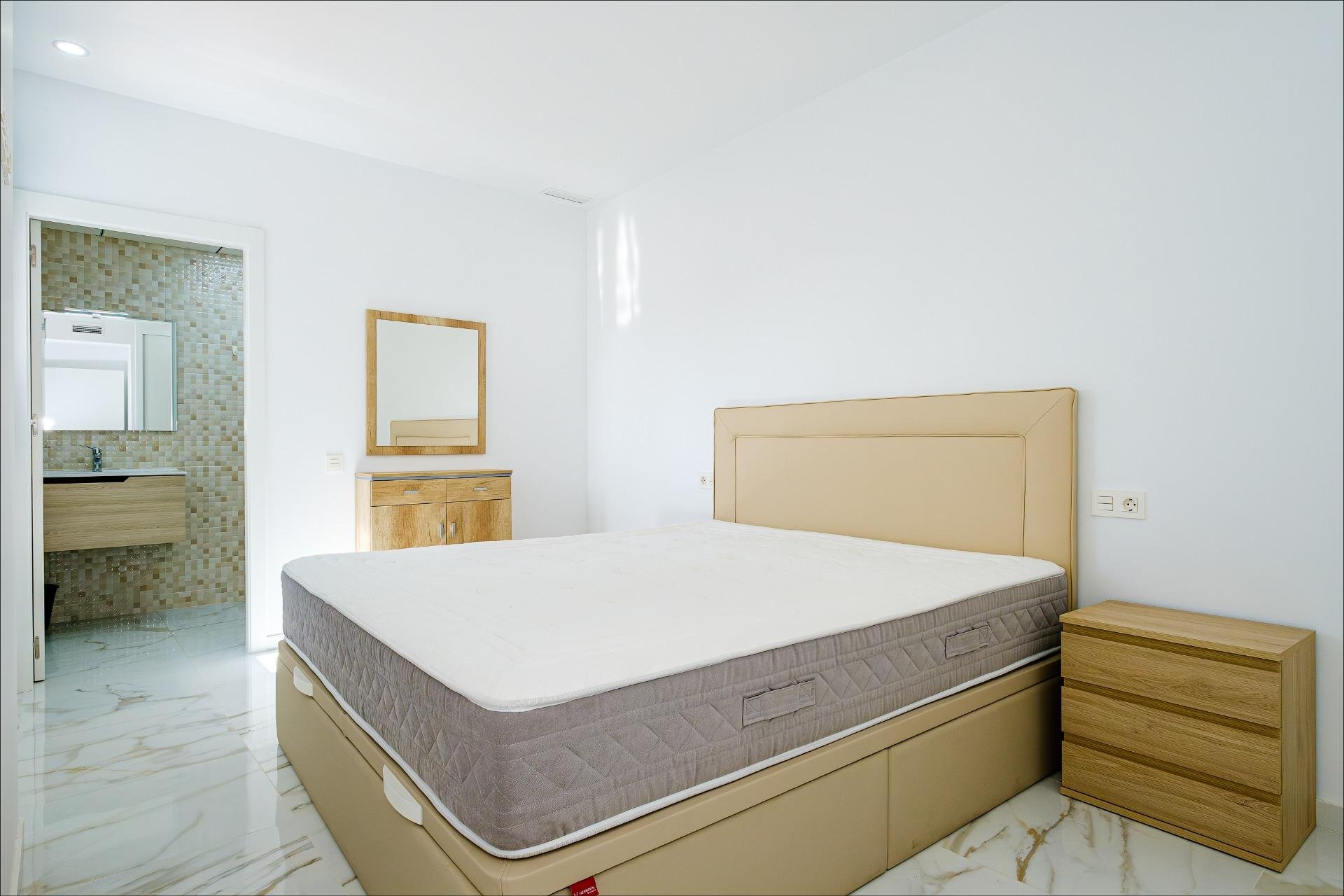 Revente - Appartement -
Torrevieja - Playa del Cura
