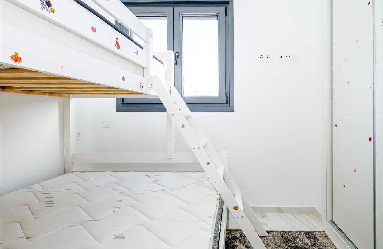 Revente - Appartement -
Torrevieja - Playa del Cura