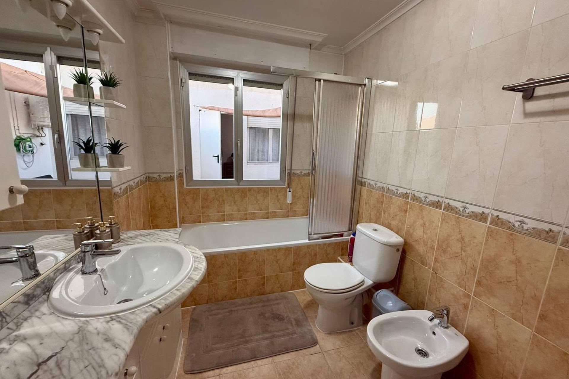 Revente - Appartement -
Torrevieja - Playa del Cura