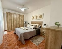 Revente - Appartement -
Torrevieja - Playa del Cura