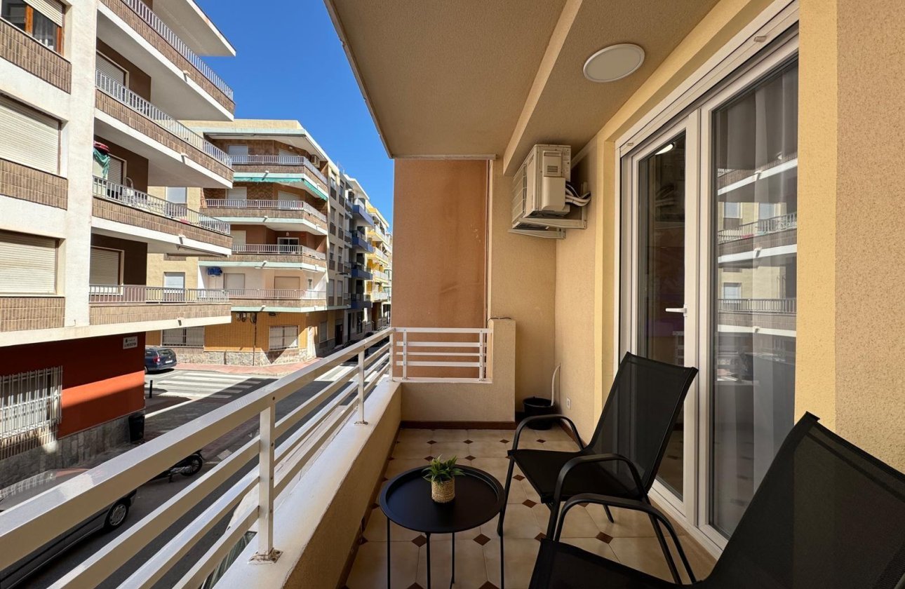 Revente - Appartement -
Torrevieja - Playa del Cura