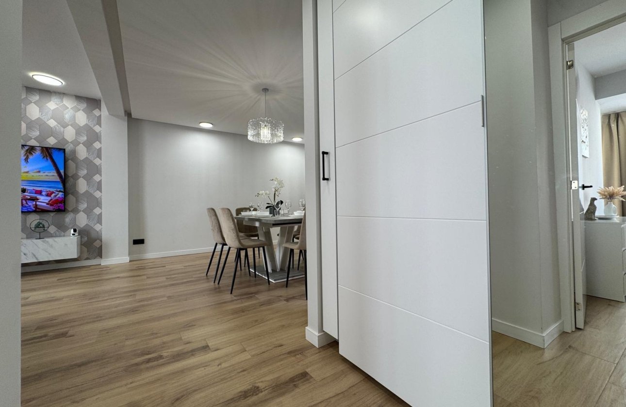Revente - Appartement -
Torrevieja - Playa del Cura
