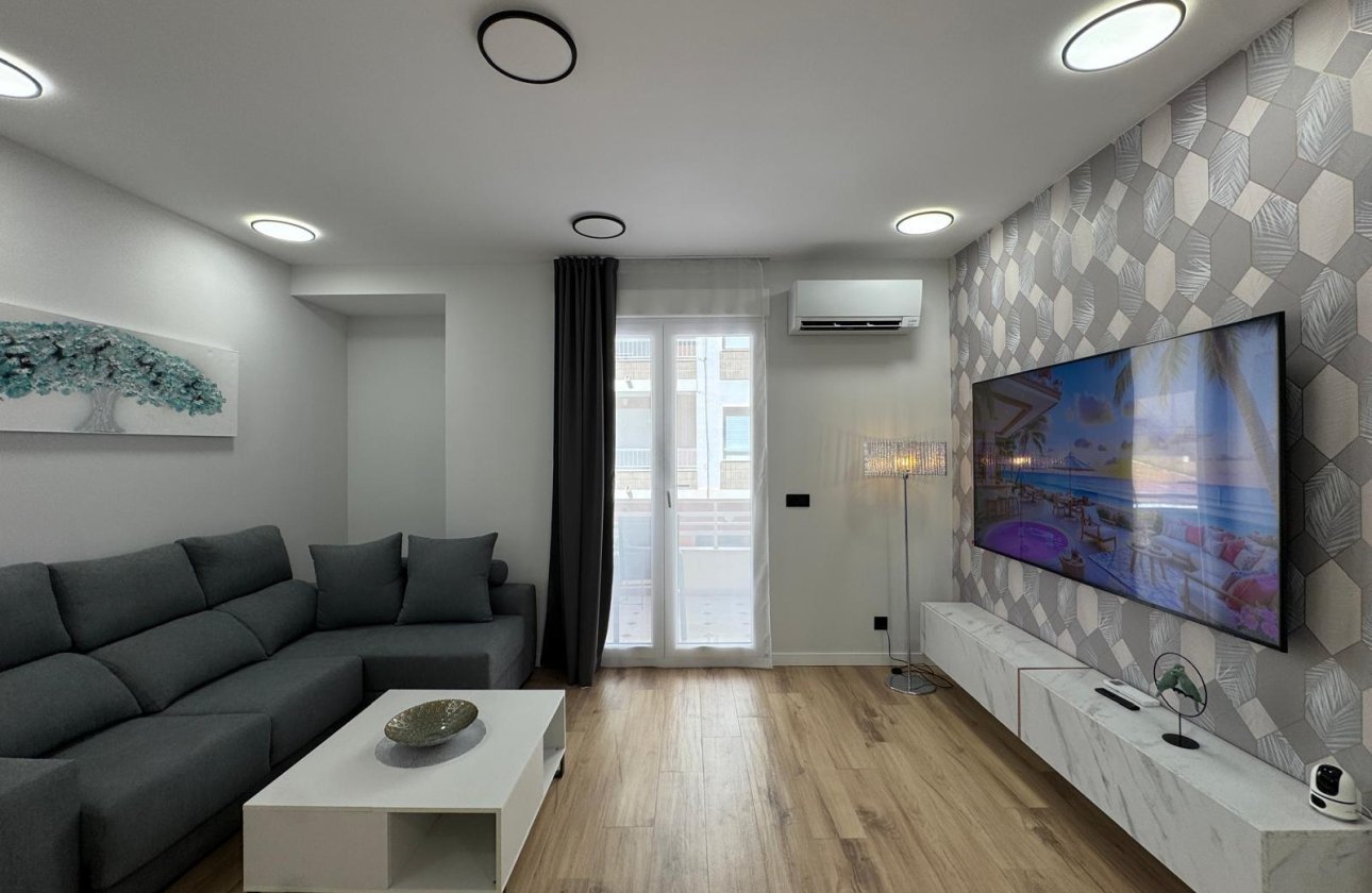 Revente - Appartement -
Torrevieja - Playa del Cura