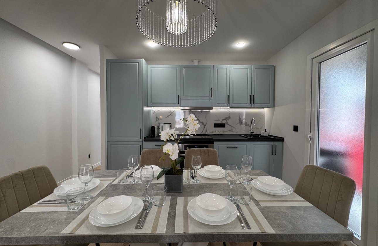 Revente - Appartement -
Torrevieja - Playa del Cura
