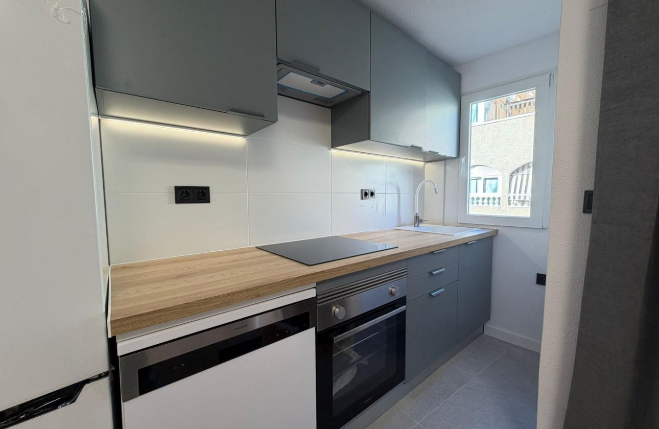Revente - Appartement -
Torrevieja - Playa del Cura