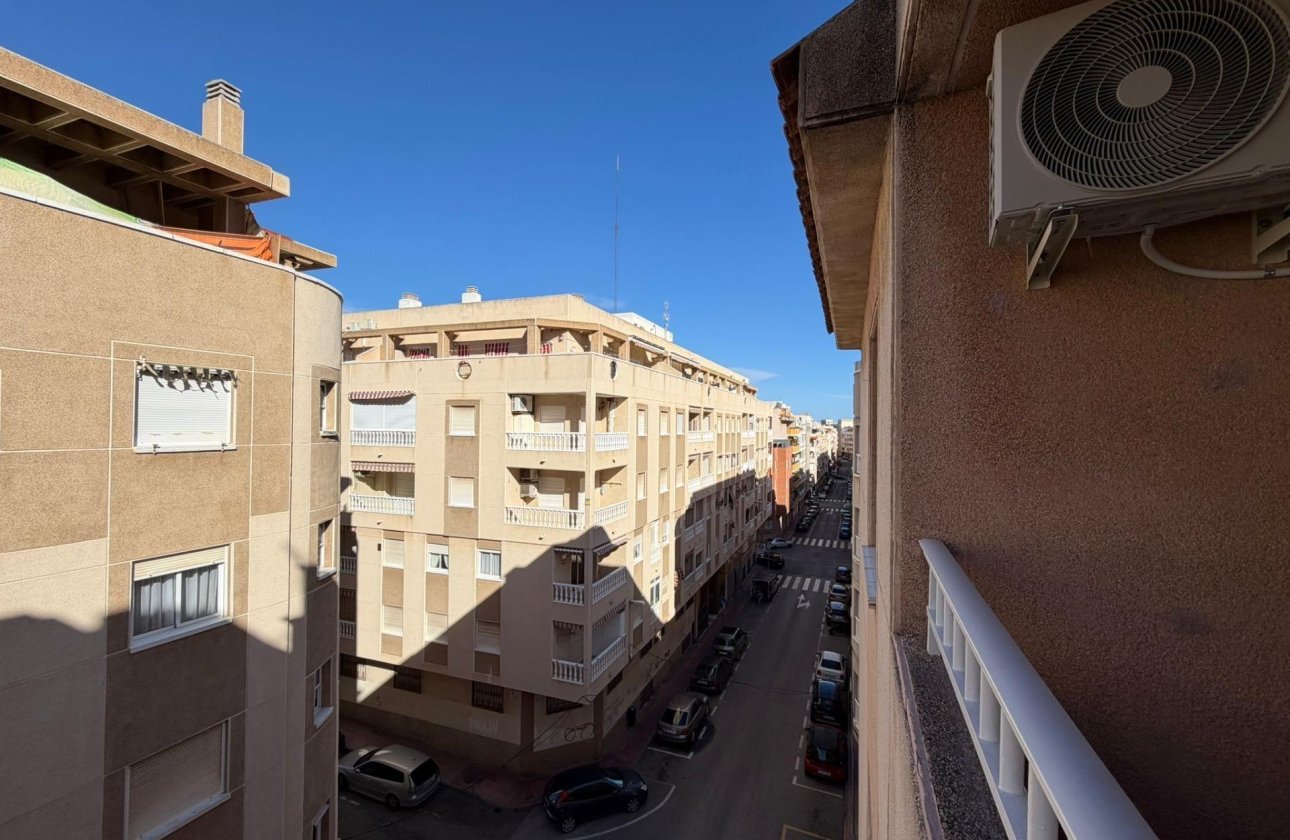Revente - Appartement -
Torrevieja - Playa del Cura