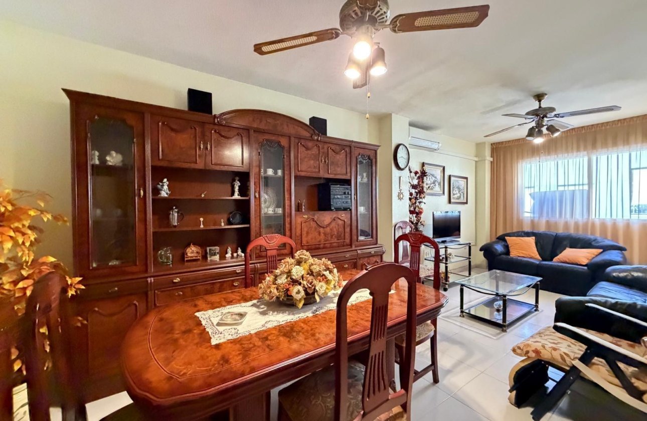 Revente - Appartement -
Torrevieja - Playa del Cura