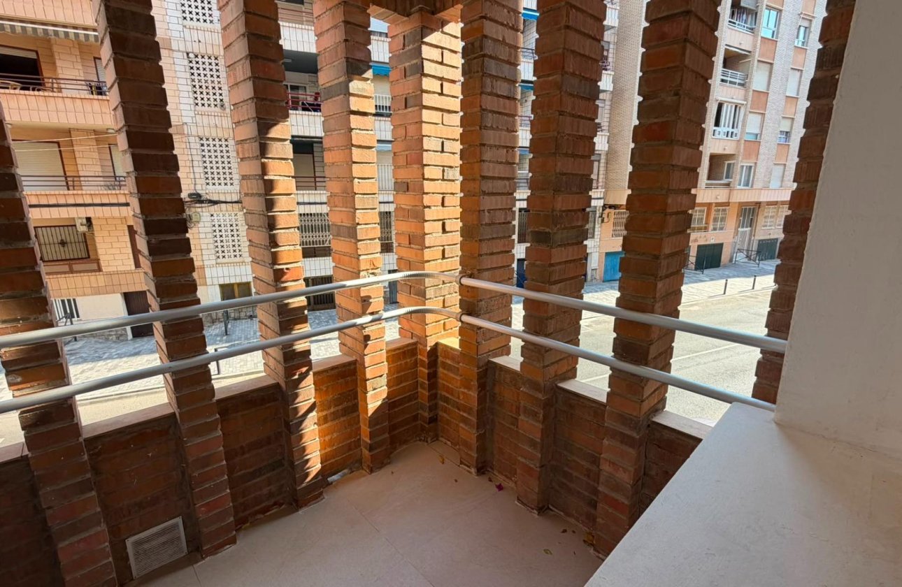 Revente - Appartement -
Torrevieja - Playa del Cura