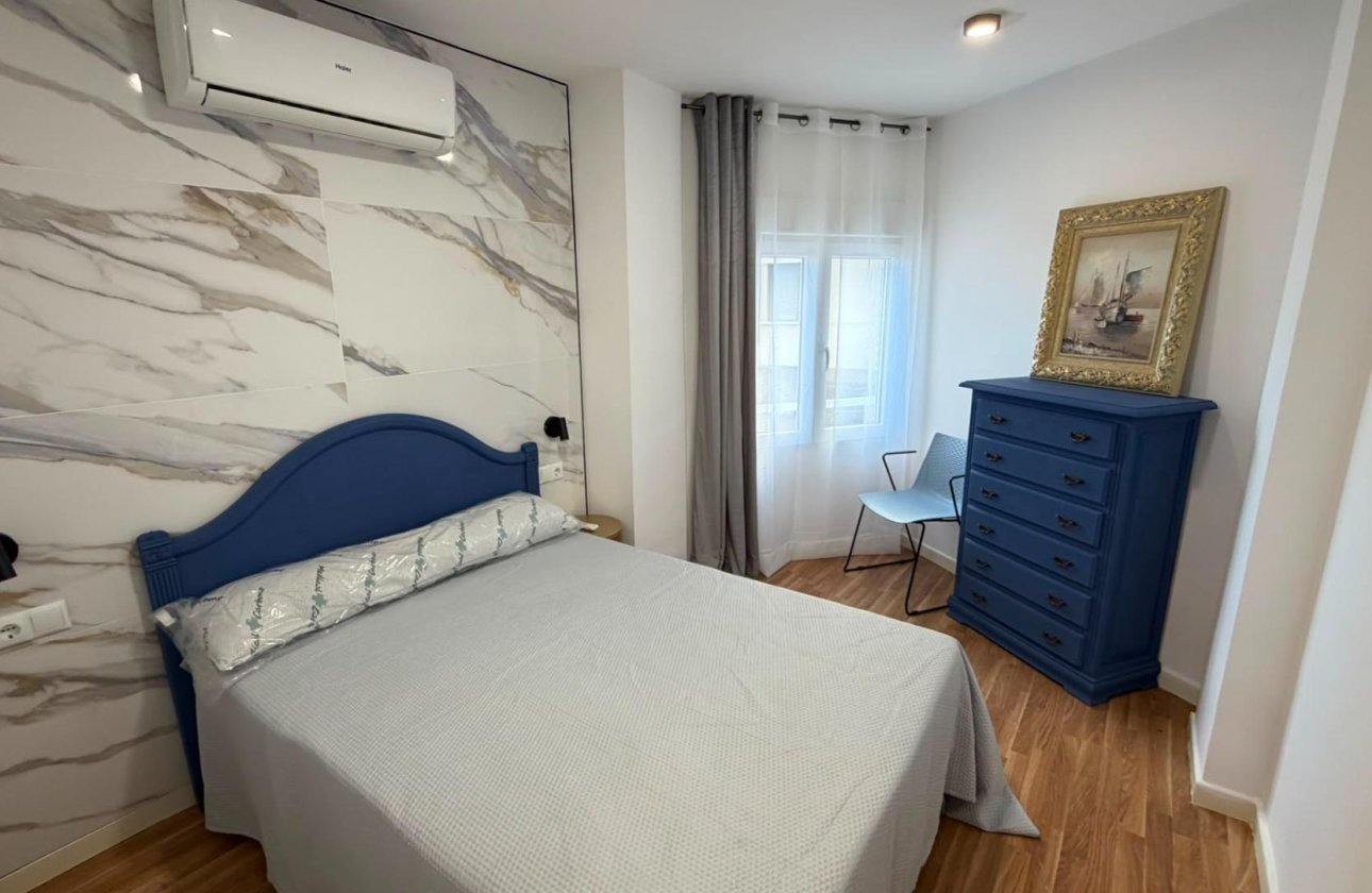 Revente - Appartement -
Torrevieja - Playa del Cura