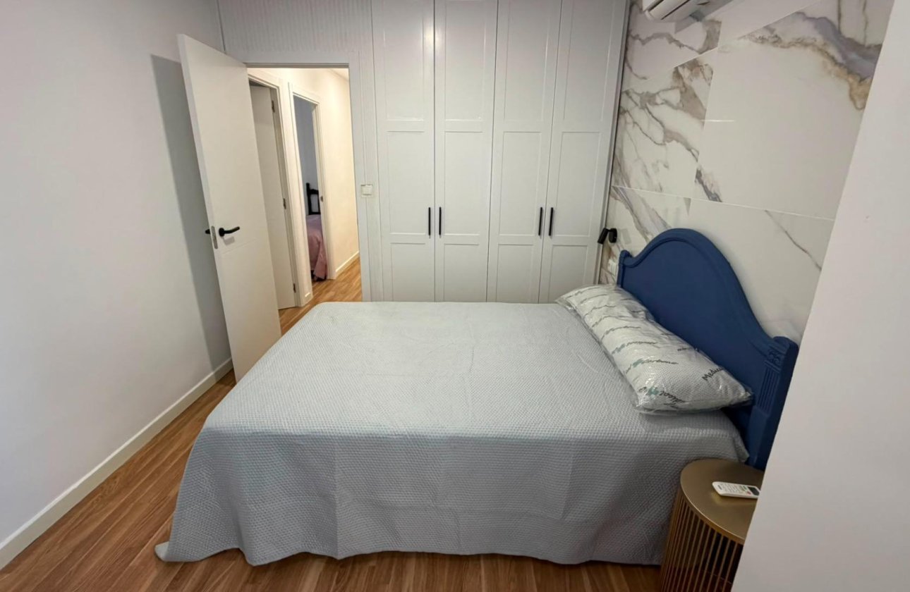 Revente - Appartement -
Torrevieja - Playa del Cura