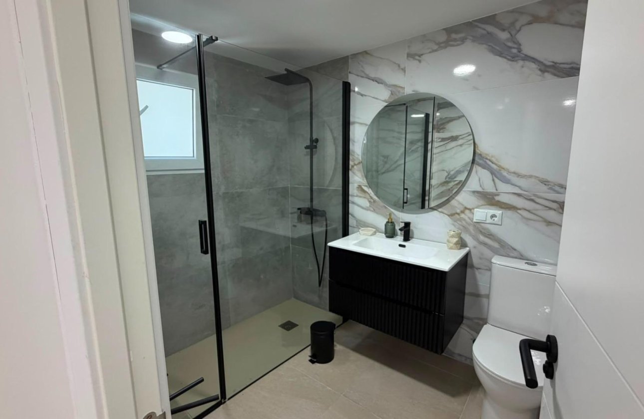 Revente - Appartement -
Torrevieja - Playa del Cura