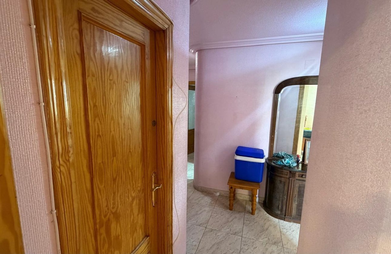 Revente - Appartement -
Torrevieja - Playa del Cura