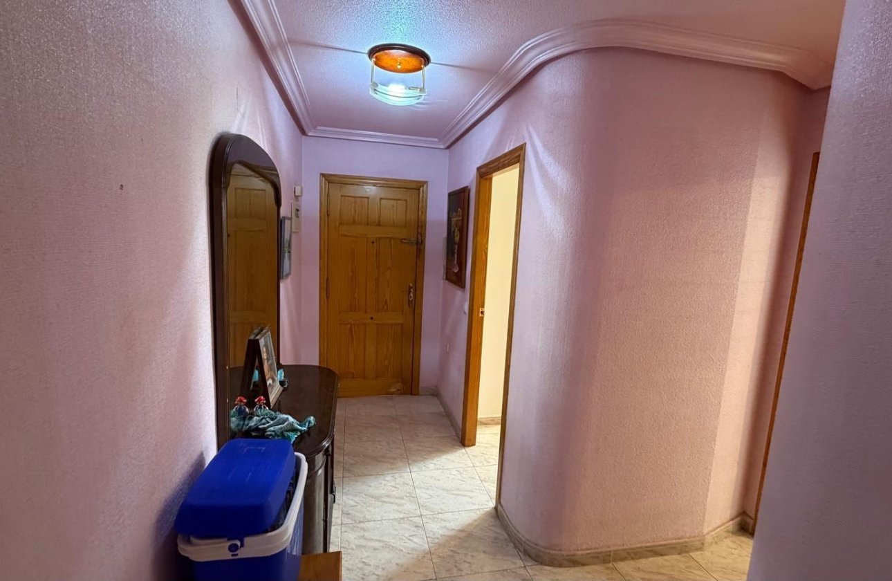 Revente - Appartement -
Torrevieja - Playa del Cura