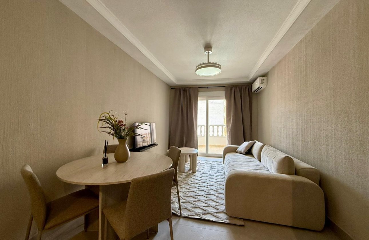 Revente - Appartement -
Torrevieja - Playa del Cura
