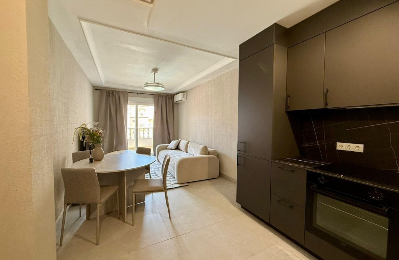 Revente - Appartement -
Torrevieja - Playa del Cura
