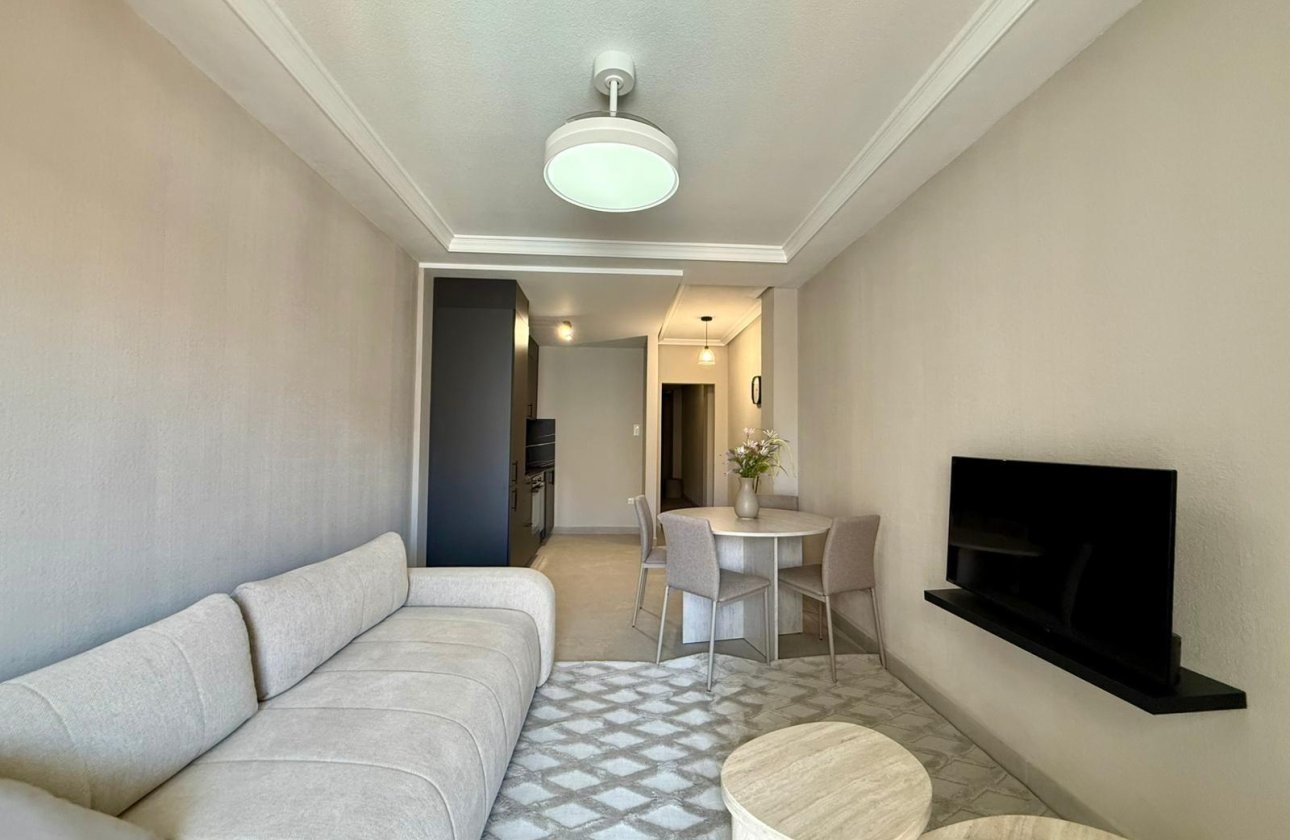 Revente - Appartement -
Torrevieja - Playa del Cura